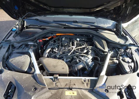 2018 BMW 530E xDrive Iperformance z USA, uszkodzony, nr VIN WBAJB1C52JB374401